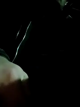 QcMisterv13 online show from November 28, 2025, 4:12 am