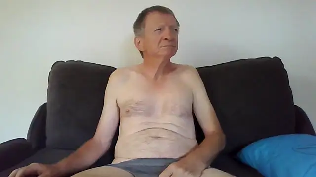 naturiste974 online show from February 6, 2026, 7:15 am