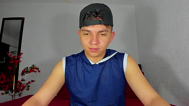 Snapshot of Danielbluestar chatting on February 26, 2025, 5:42 pm Danielbluestar online show from February 26, 2025, 5:42 pm