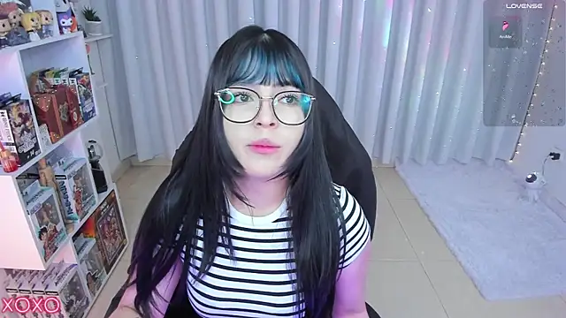 misshoneyxxx online show from May 16, 2026, 12:04 pm