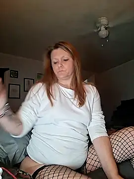 Snapshot of skyeb0787 chatting on February 13, 2026, 4:45 am skyeb0787 online show from February 13, 2026, 4:45 am