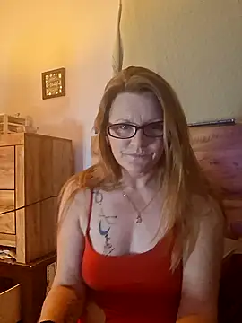 Snapshot of skyeb0787 chatting on May 9, 2026, 1:20 am skyeb0787 online show from May 9, 2026, 1:20 am