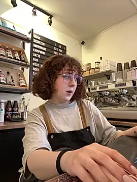 Snapshot of cinnabon_ chatting on March 5, 2026, 8:11 am cinnabon online show from March 5, 2026, 8:11 am