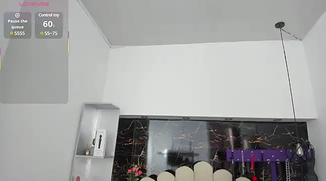 Snapshot of Kathia_Armstrong chatting on February 8, 2025, 1:44 pm Kathia Armstrong online show from February 8, 2025, 1:44 pm