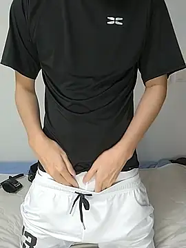 itsme LEON online show from March 5, 2025, 1:06 pm