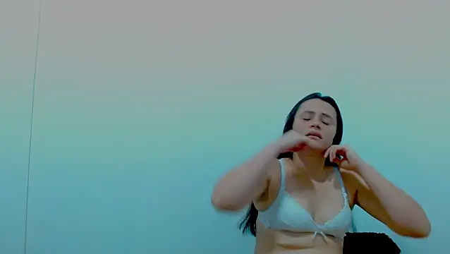 Ashley and Michel online show from February 3, 2025, 11:15 pm