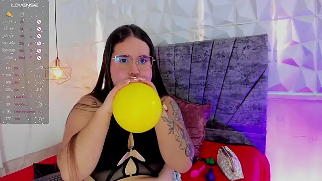 April1 sc online show from November 7, 2025, 8:35 pm