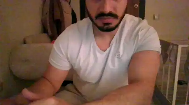 Snapshot of DateMike94 chatting on February 11, 2025, 9:46 pm DateMike94 online show from February 11, 2025, 9:46 pm