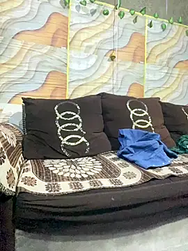 Snapshot of Tameesh_sexy_mistress chatting on December 21, 2025, 4:41 pm Tameesh sexy mistress online show from December 21, 2025, 4:41 pm