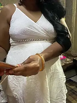 Snapshot of Tameesh_sexy_mistress chatting on February 24, 2026, 5:03 pm Tameesh sexy mistress online show from February 24, 2026, 5:03 pm