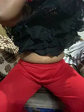 Snapshot of Tameesh_sexy_mistress chatting on February 15, 2026, 3:55 pm Tameesh sexy mistress online show from February 15, 2026, 3:55 pm