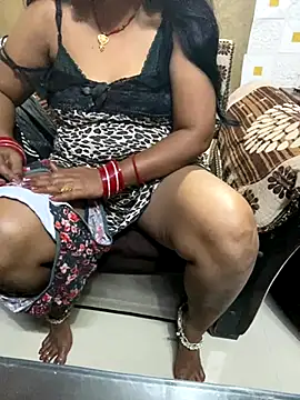 Snapshot of Tameesh_sexy_mistress chatting on October 28, 2025, 5:34 pm Tameesh sexy mistress online show from October 28, 2025, 5:34 pm