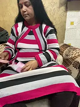 Snapshot of Tameesh_sexy_mistress chatting on January 10, 2026, 11:16 am Tameesh sexy mistress online show from January 10, 2026, 11:16 am