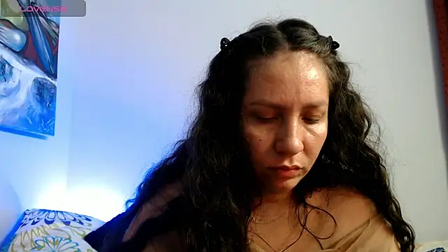 Snapshot of naihroby chatting on October 24, 2025, 5:17 am naihroby online show from October 24, 2025, 5:17 am