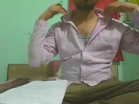 Ishan003 online show from October 21, 2025, 12:59 pm