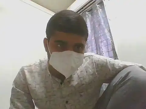 Ishan003 online show from February 17, 2025, 12:49 pm