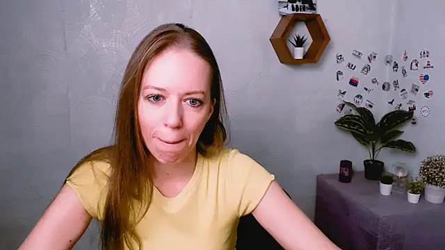 Snapshot of GloriaSi_ chatting on September 15, 2025, 4:35 am GloriaSi online show from September 15, 2025, 4:35 am