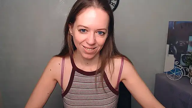 Snapshot of GloriaSi_ chatting on March 16, 2025, 7:04 am GloriaSi online show from March 16, 2025, 7:04 am