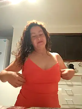 Snapshot of RamyLove36 chatting on September 27, 2025, 5:41 pm RamyLove36 online show from September 27, 2025, 5:41 pm