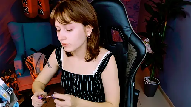 LolaAsmus online show from October 11, 2025, 7:53 am