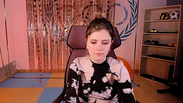 LolaAsmus online show from February 27, 2025, 2:32 pm