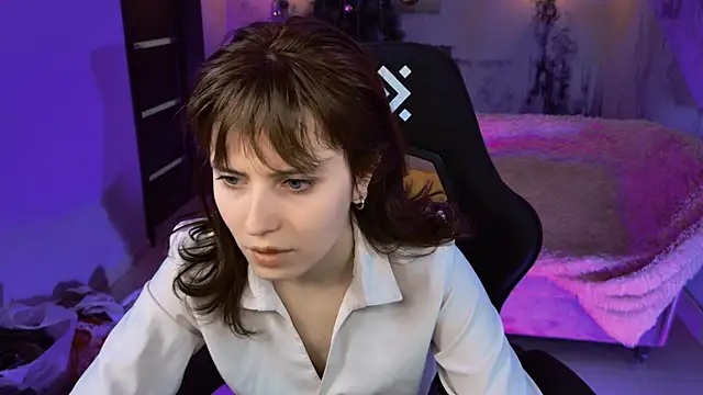 Snapshot of LolaAsmus chatting on January 14, 2026, 5:33 am LolaAsmus online show from January 14, 2026, 5:33 am