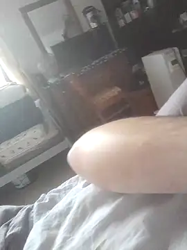 Snapshot of clemhotxxxx chatting on March 13, 2025, 8:59 am clemhotxxxx online show from March 13, 2025, 8:59 am