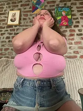 Yanacool007 online show from April 16, 2026, 2:07 pm