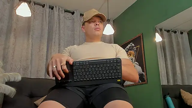 Snapshot of Jake_Tylerr_ chatting on March 30, 2026, 6:31 pm Jake Tylerr online show from March 30, 2026, 6:31 pm