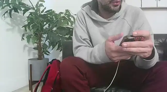 Snapshot of SirCharlesXXX chatting on February 25, 2025, 2:04 pm SirCharlesXXX online show from February 25, 2025, 2:04 pm