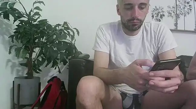 Snapshot of SirCharlesXXX chatting on February 25, 2025, 1:20 am SirCharlesXXX online show from February 25, 2025, 1:20 am