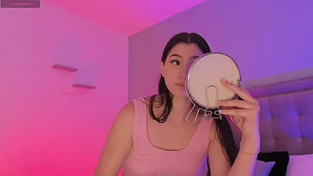 Snapshot of MilaHal_ chatting on September 30, 2025, 2:45 pm MilaHal online show from September 30, 2025, 2:45 pm