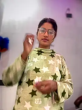 Snapshot of DiyAsingHh chatting on December 19, 2025, 10:28 am DiyAsingHh online show from December 19, 2025, 10:28 am