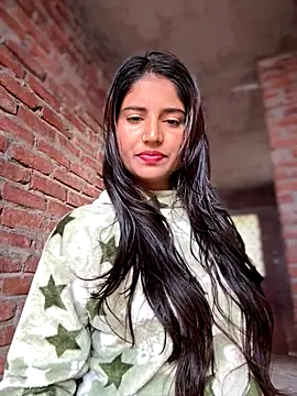 Snapshot of DiyAsingHh chatting on December 5, 2025, 3:27 am DiyAsingHh online show from December 5, 2025, 3:27 am