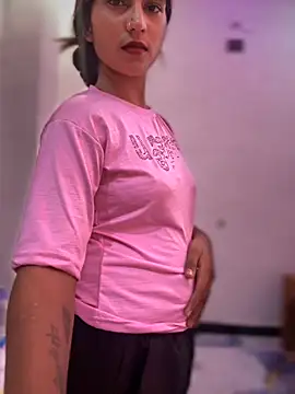 Snapshot of DiyAsingHh chatting on October 3, 2025, 2:51 pm DiyAsingHh online show from October 3, 2025, 2:51 pm