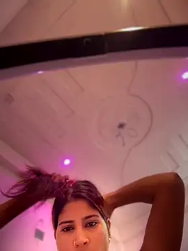 Snapshot of DiyAsingHh chatting on November 14, 2025, 1:09 am DiyAsingHh online show from November 14, 2025, 1:09 am