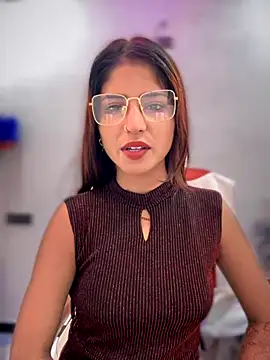 Snapshot of DiyAsingHh chatting on November 5, 2025, 12:03 am DiyAsingHh online show from November 5, 2025, 12:03 am