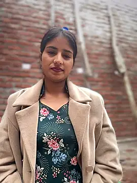 Snapshot of DiyAsingHh chatting on February 9, 2025, 2:06 am DiyAsingHh online show from February 9, 2025, 2:06 am