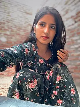 Snapshot of DiyAsingHh chatting on February 7, 2025, 10:40 am DiyAsingHh online show from February 7, 2025, 10:40 am