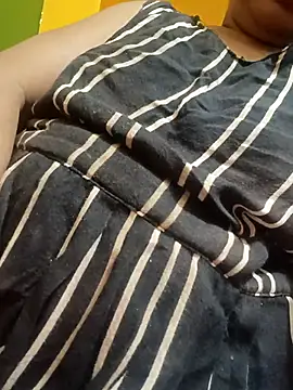 Snapshot of Babydoll_18 chatting on September 25, 2025, 9:54 pm Babydoll 18 online show from September 25, 2025, 9:54 pm