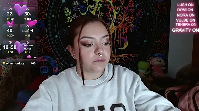 Snapshot of charlott_3 chatting on March 17, 2025, 5:16 pm charlott 3 online show from March 17, 2025, 5:16 pm