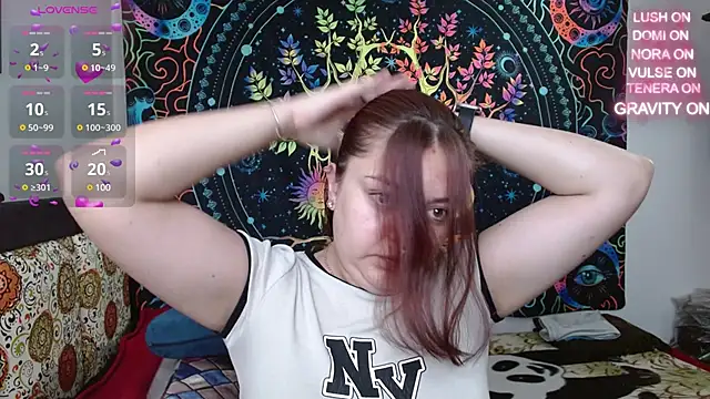 Snapshot of charlott_3 chatting on March 20, 2025, 12:11 pm charlott 3 online show from March 20, 2025, 12:11 pm