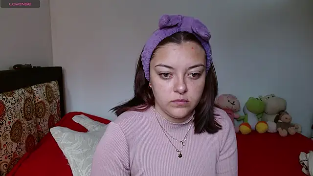 Snapshot of charlott_3 chatting on January 25, 2025, 5:08 pm charlott 3 online show from January 25, 2025, 5:08 pm