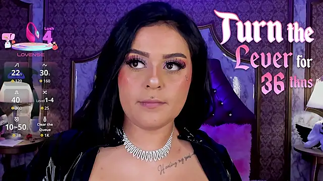 SoffiQueen online show from March 13, 2026, 3:39 pm