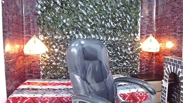 Snapshot of JackSwan18 chatting on January 22, 2025, 1:21 pm JackSwan18 online show from January 22, 2025, 1:21 pm