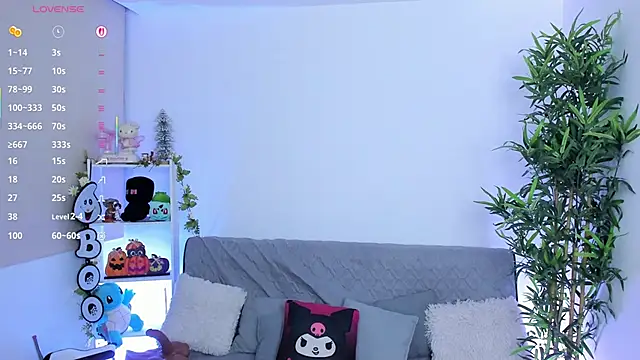 Snapshot of natty_romanof_18 chatting on September 15, 2025, 10:37 am natty romanof 18 online show from September 15, 2025, 10:37 am