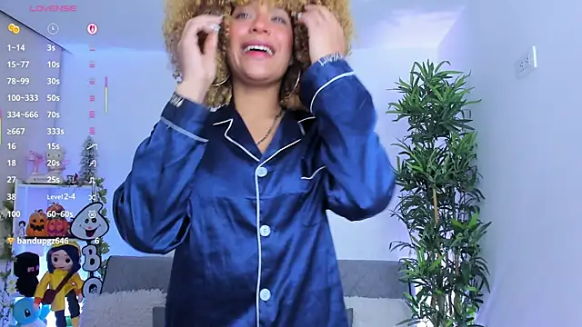 Snapshot of natty_romanof_18 chatting on September 24, 2025, 10:55 am natty romanof 18 online show from September 24, 2025, 10:55 am