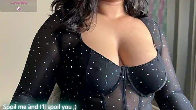 Snapshot of ohh_mona chatting on July 14, 2026, 3:40 pm ohh mona online show from July 14, 2026, 3:40 pm