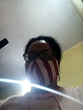 heenage online show from April 14, 2026, 4:50 am