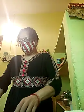 heenage online show from March 11, 2026, 9:14 am